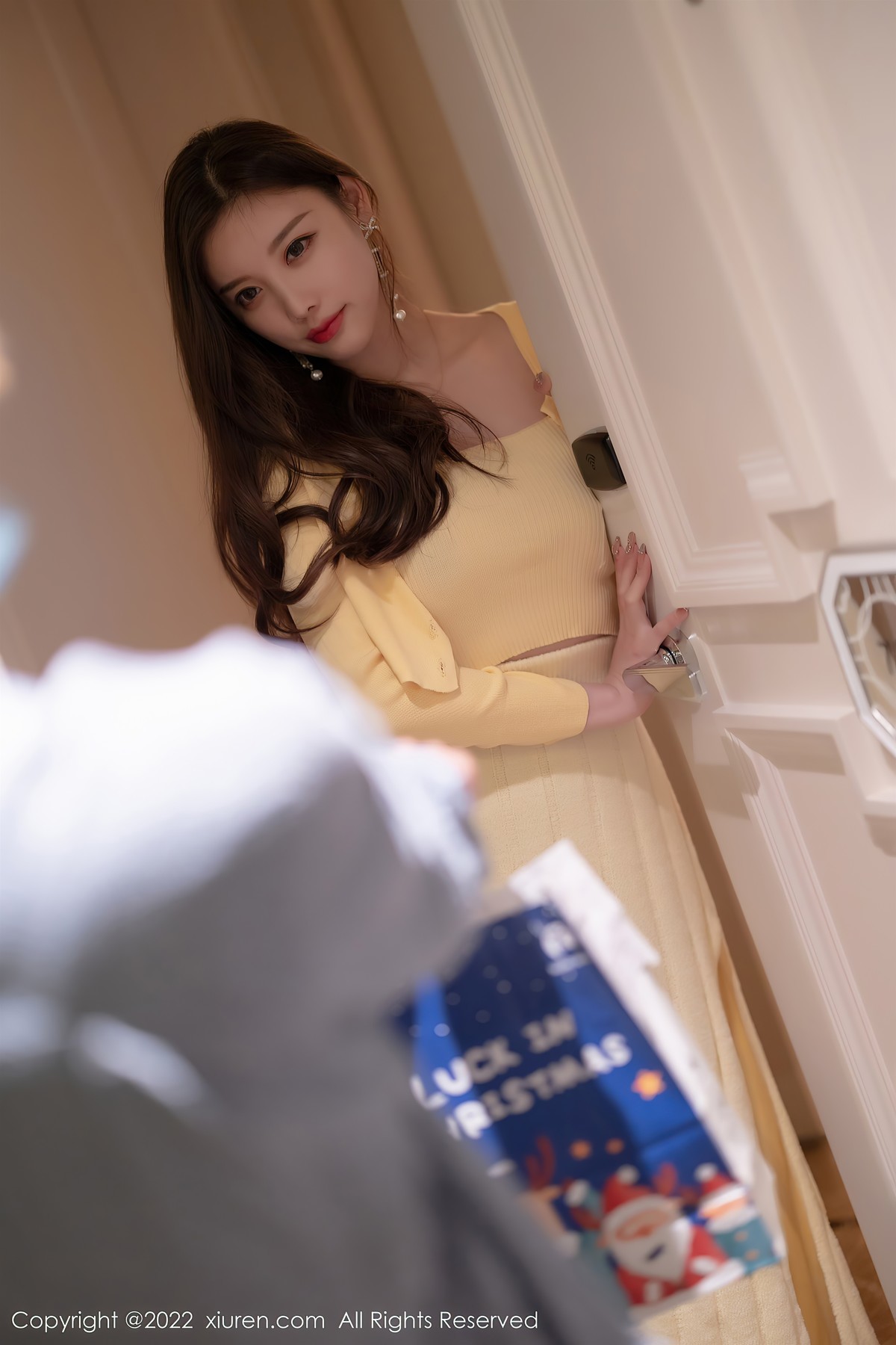 XiuRen秀人网-No4654-杨晨晨Yome-04-03