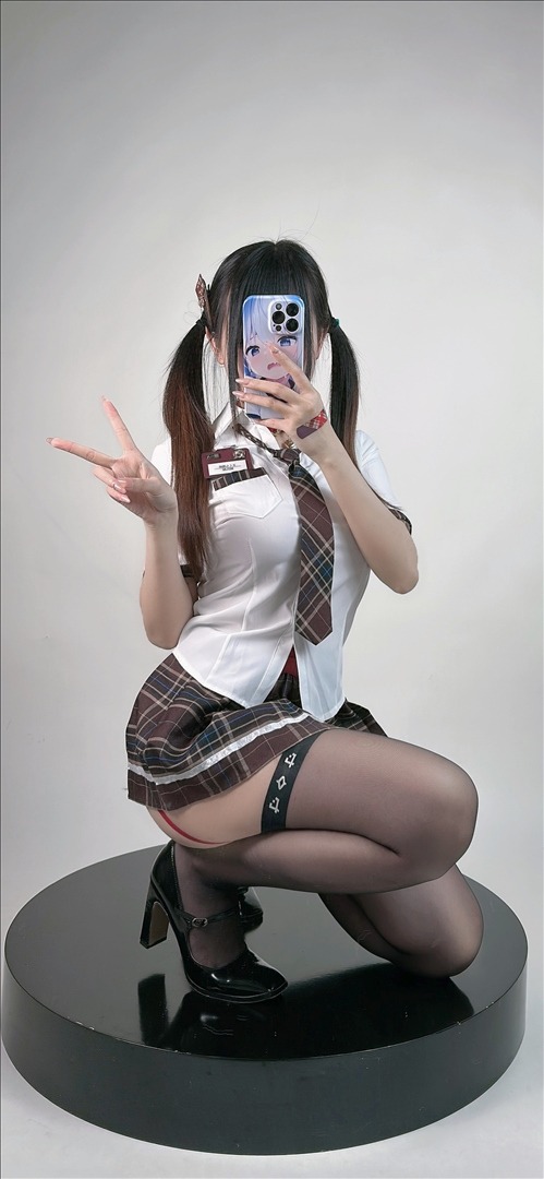 miko酱---23年05月合集297P-297P-53819-MB-20240811y-08-14-2