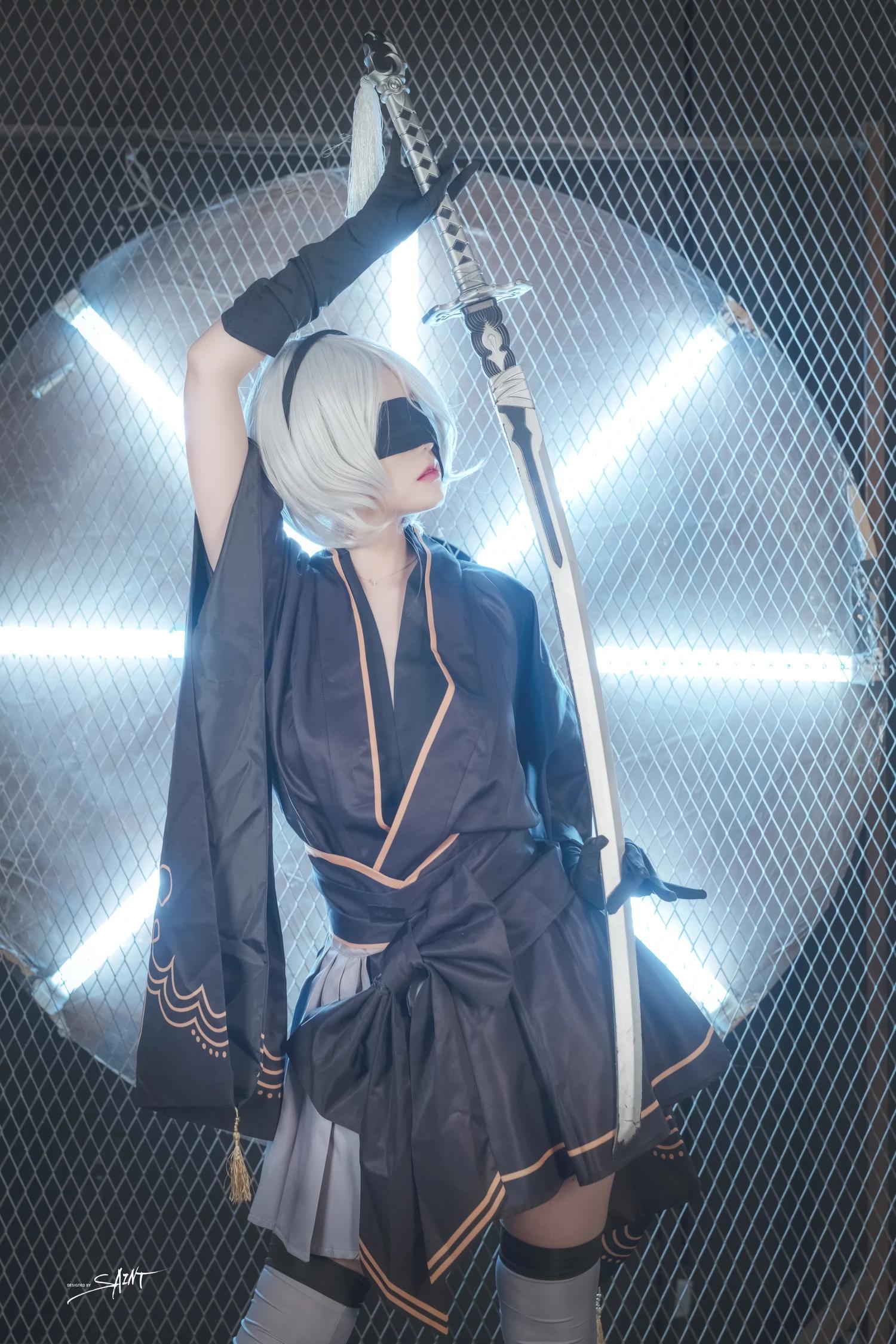 Yuna-유나-SAINT-Photolife-Nier-Automata-2B-11-10