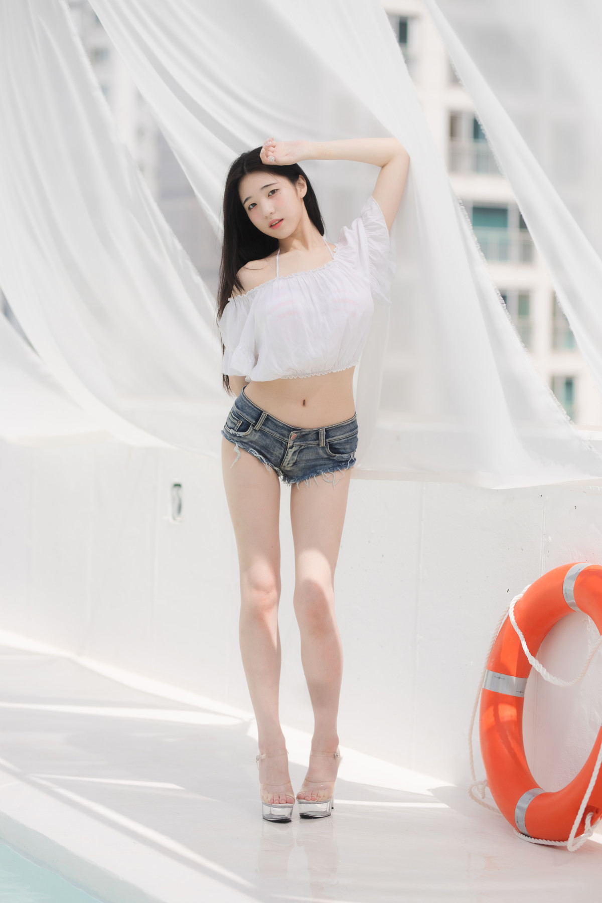 Yeon-Woo-연우-Mini-Photobook-8220Vacation8221-10-03