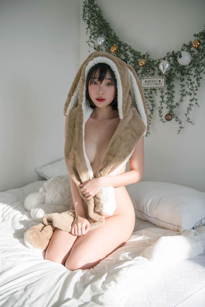姜仁卿-IKOF-4-2023-Christmas-Digital-Photobook--PPV-Bunny-98P3V-428MB-02-19