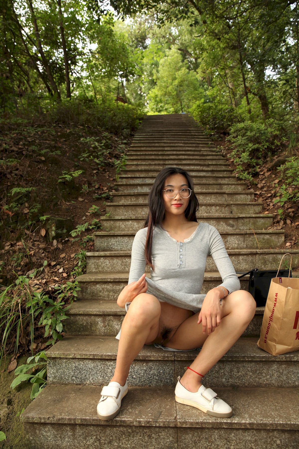 國模芳芳-大尺度私拍套圖-Vol02-04-21