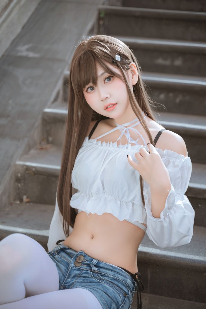 萌芽儿o0-邻家小恶魔-47P1V-426MB-03-18