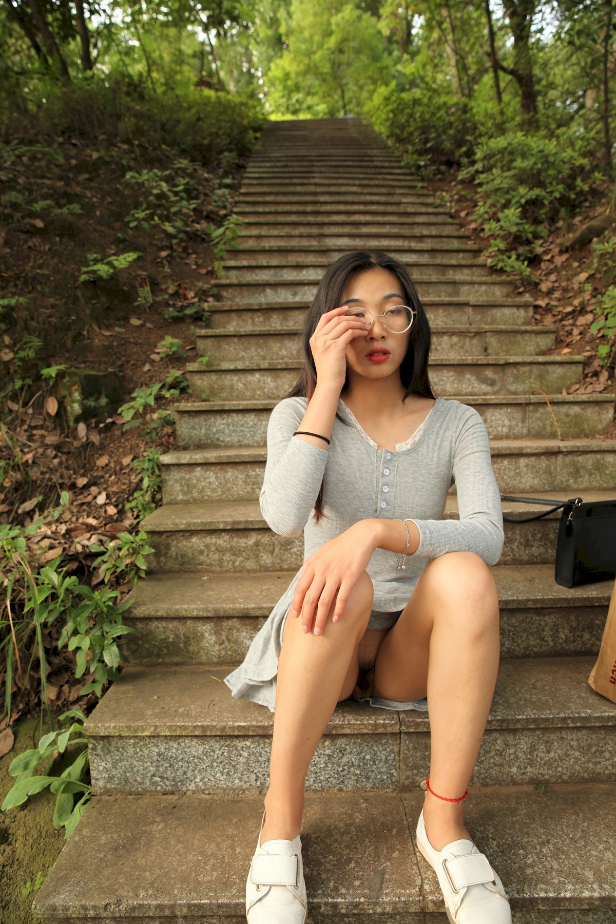 國模芳芳-大尺度私拍套圖-Vol02-04-21