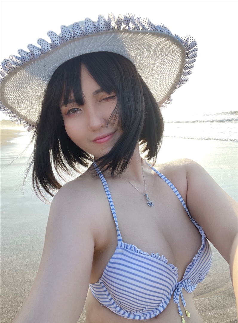 Azulacan---White-Bikini-20240819b-22P-5958-MB-08-20