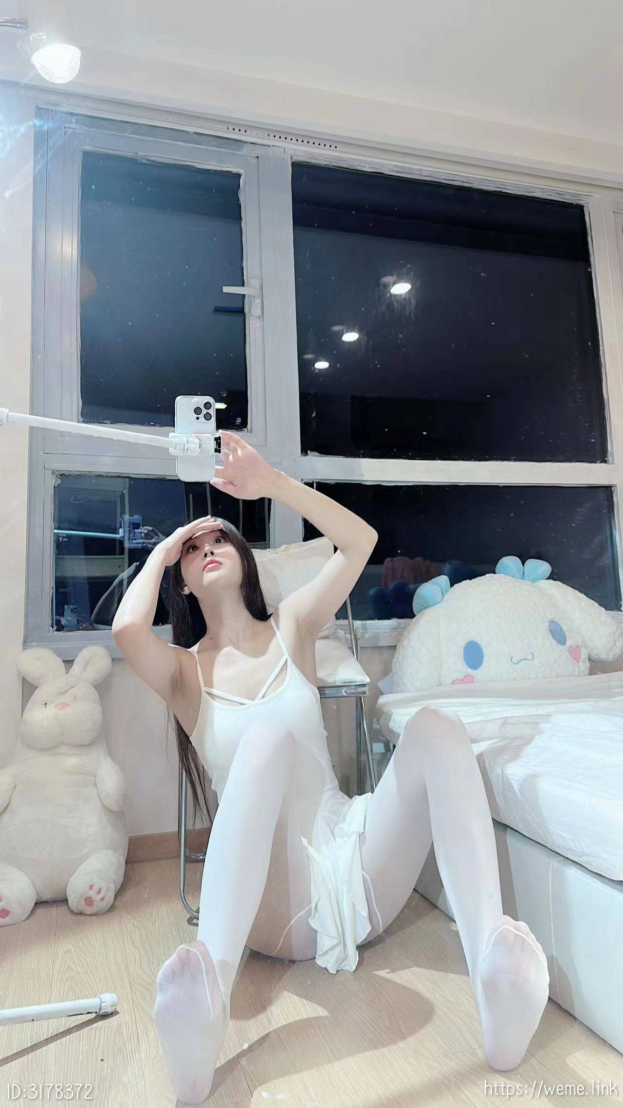 小萌子---NO006-一字马挑战-57P54MB-08-17