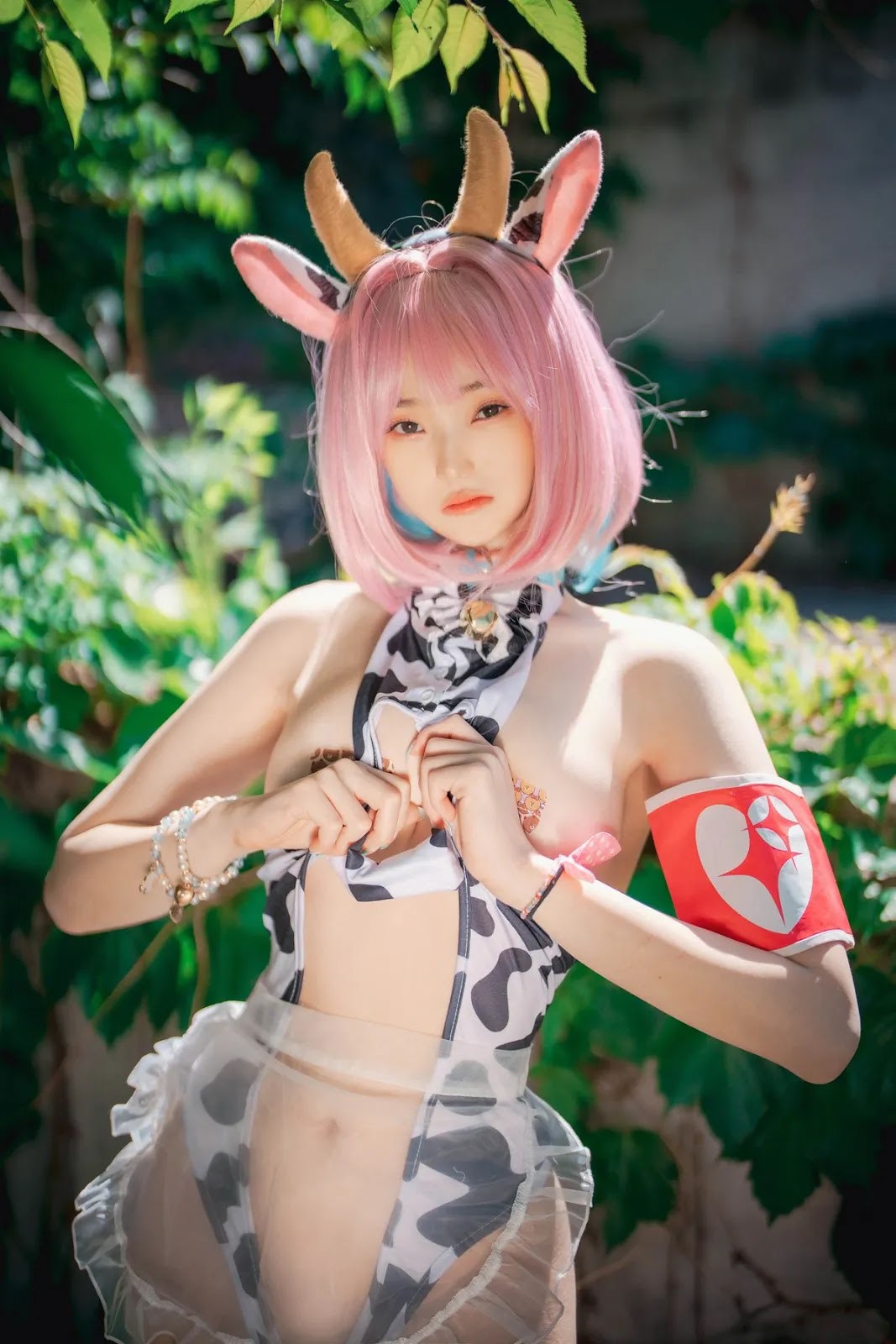 Bambi-밤비-DJAWA-Riamu8217s-Celebrating-the-Year-of-the-Cow-1-S-version-09-10