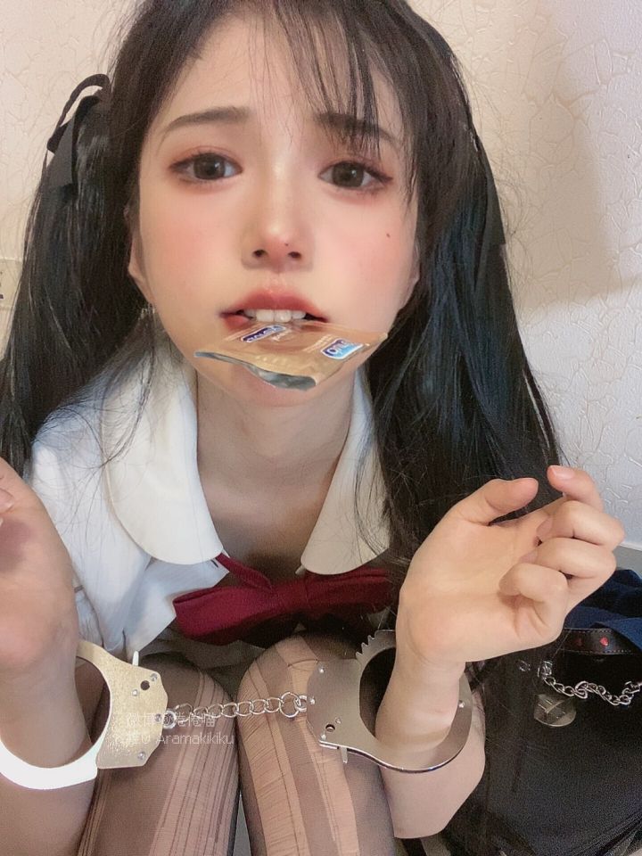 倦倦喵---JK的书包里有什么-01-17