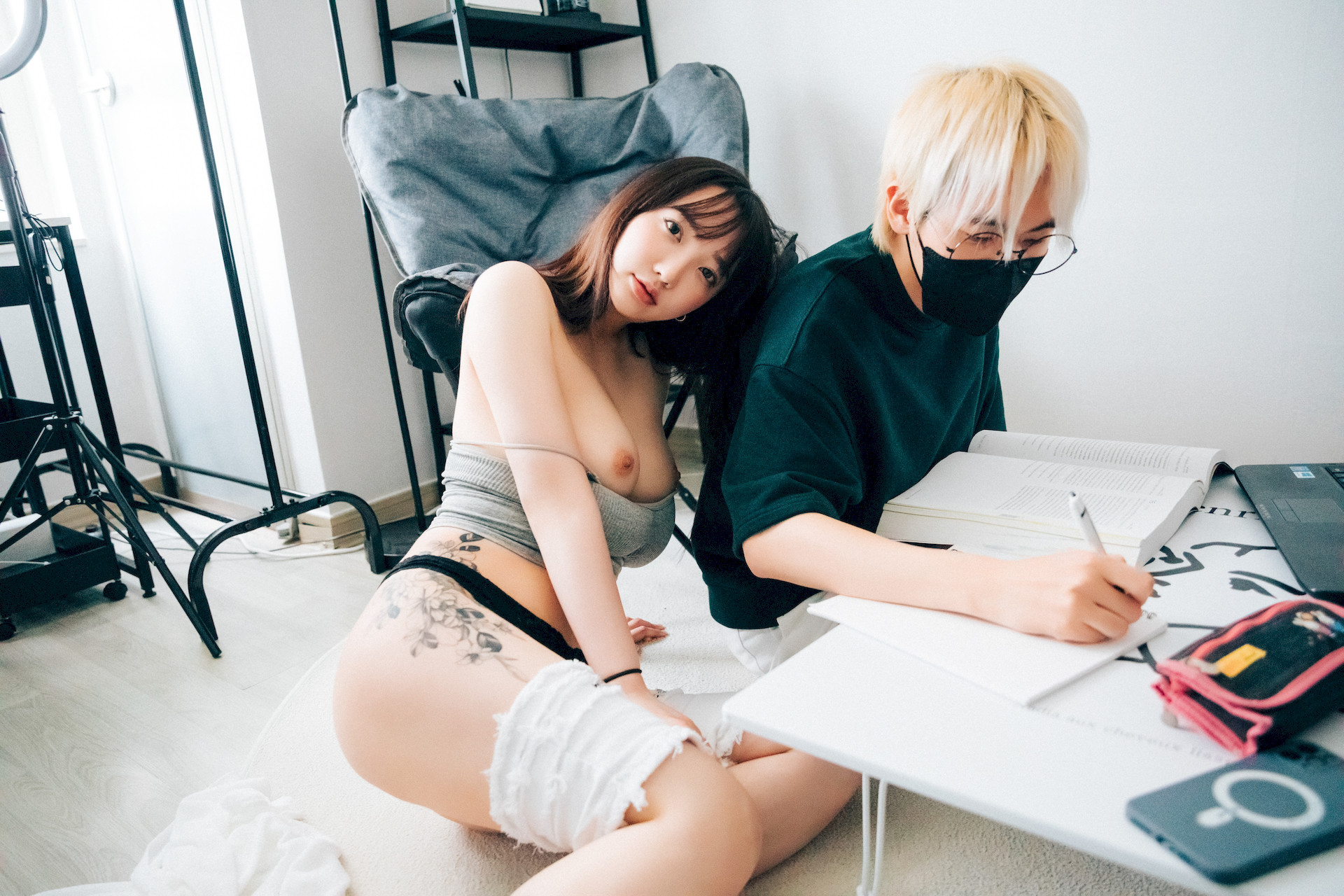 Son-Yeeun-손예은-Loozy-Private-Tutor--SVer-Set01-12-04