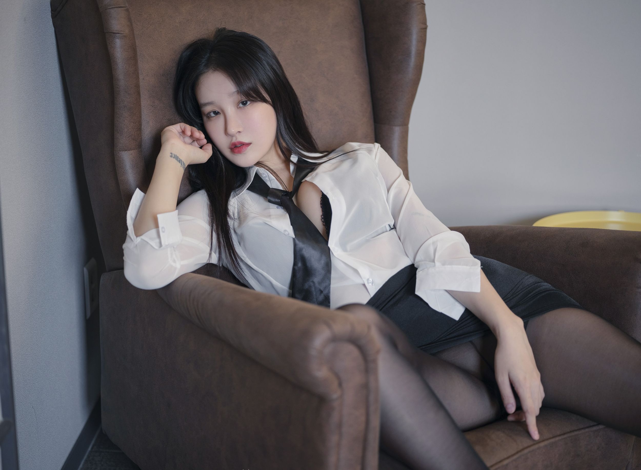 ArtGravia-vol355-Lee-Seol-96P-08-18