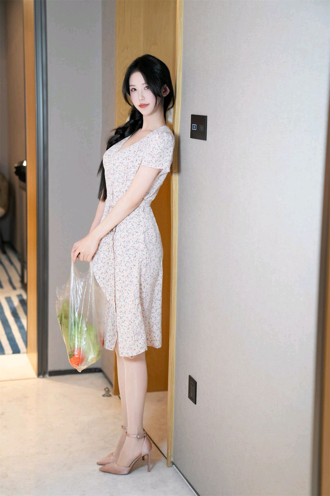 抖娘-利世---小保姆与老头-140P1V-181MB-04-27