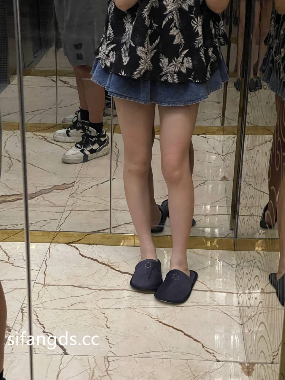 小刘亦菲金钱豹极品母狗草莓老师-08-19