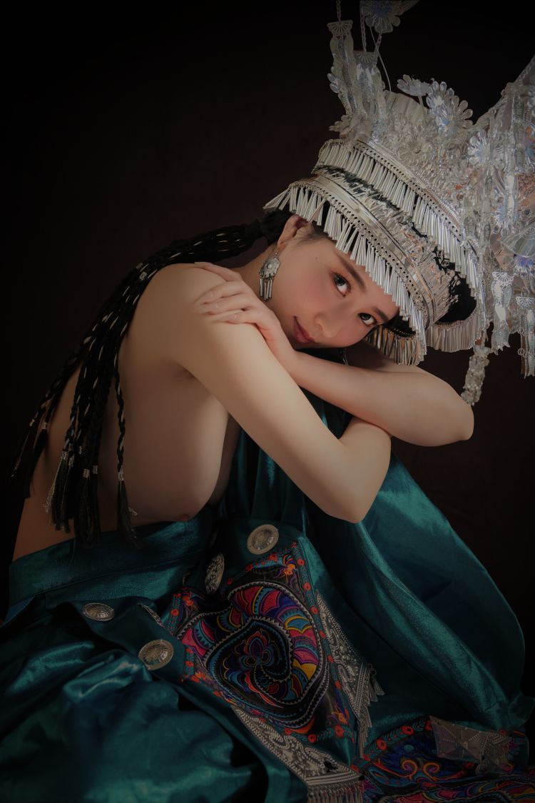 年年---苗疆少女50P-333M-01-24