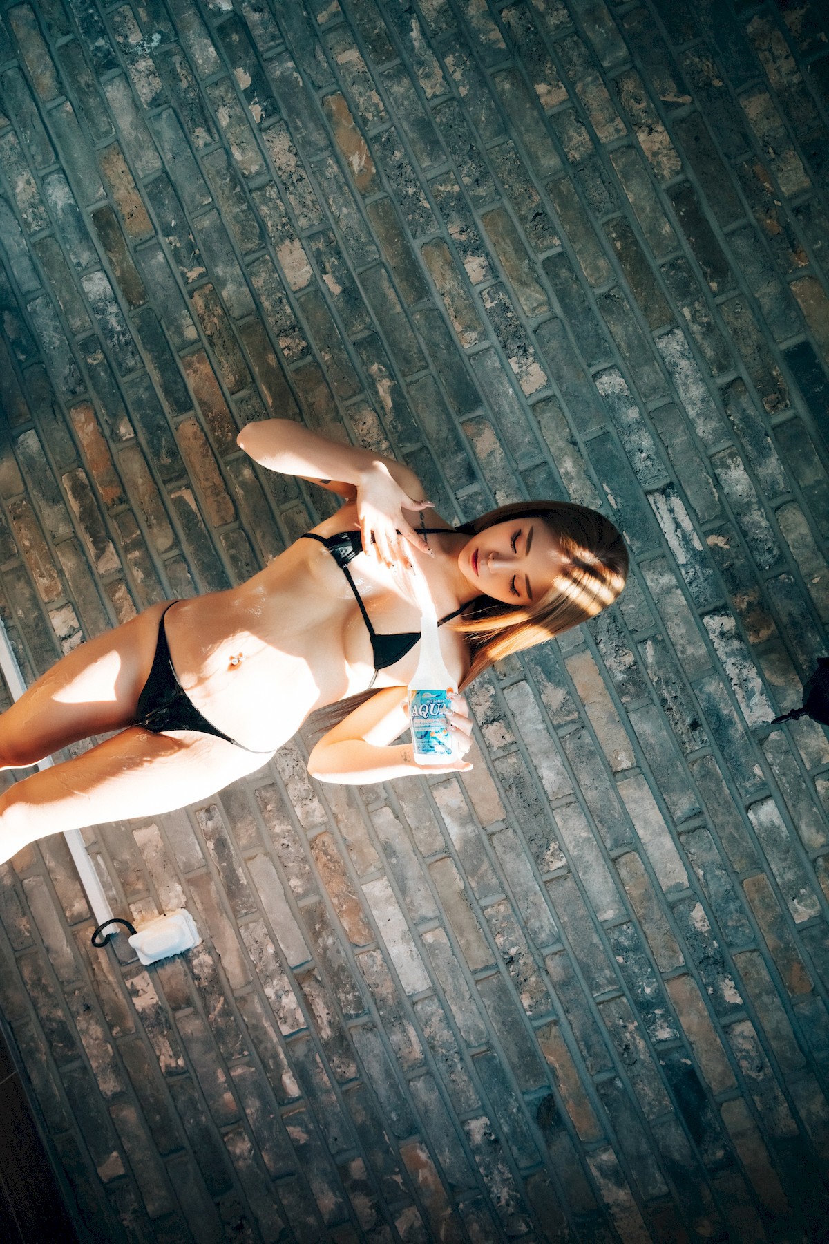 Jeong-Bomi-정보미-Loozy-On-her-own-with-gelly-Set02-12-10