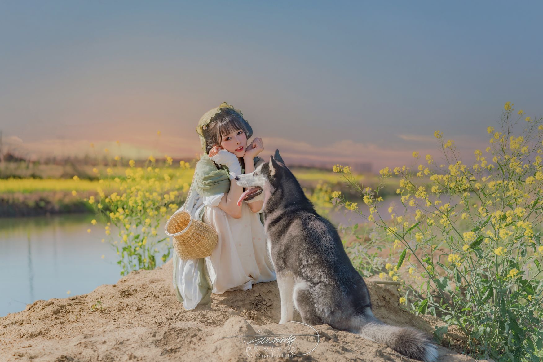 咬人小小兔-黏黏团子兔---五月作品田耕记-74P1V-181GB-06-15