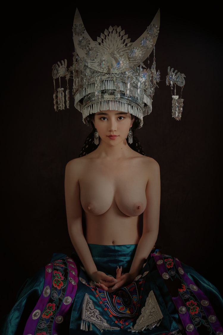 年年---苗疆少女50P-333M-01-24