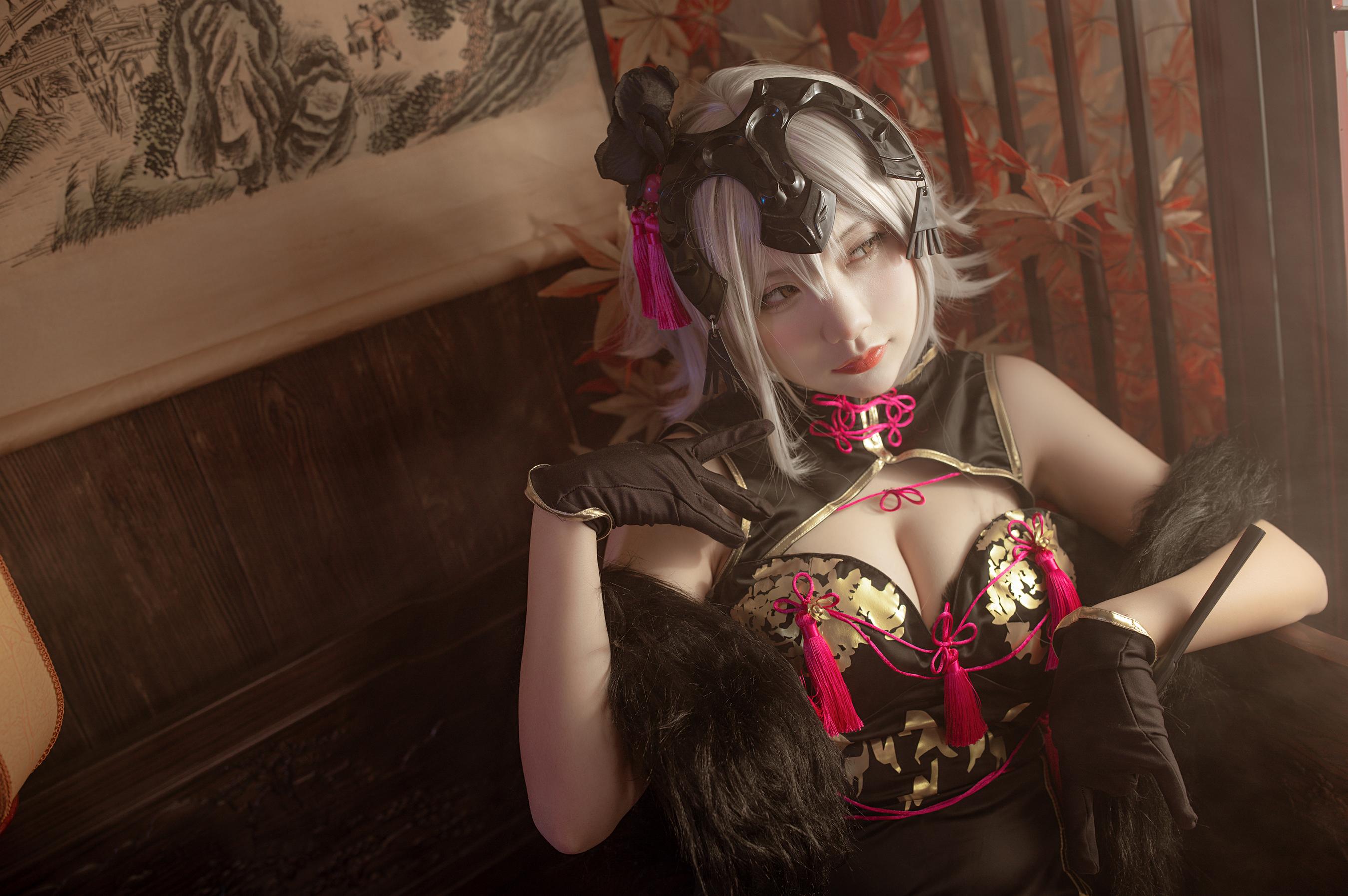 008-是一只熊仔吗-黑贞-同人旗袍-26P-11062-MB-08-22