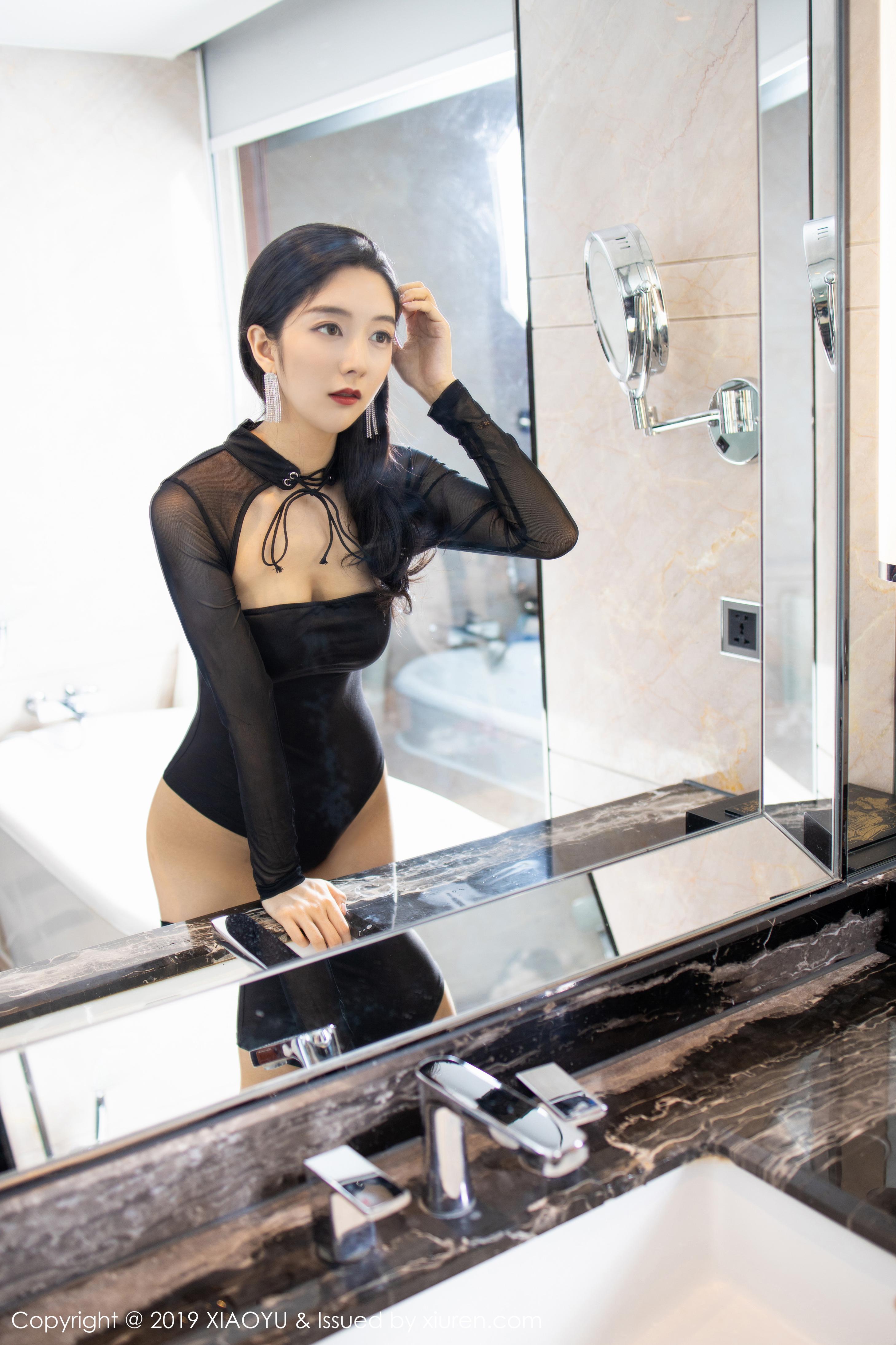 068-XIAOYU语画界-20191010-VOL167-Angela小热巴-53P-1739-MB-08-24