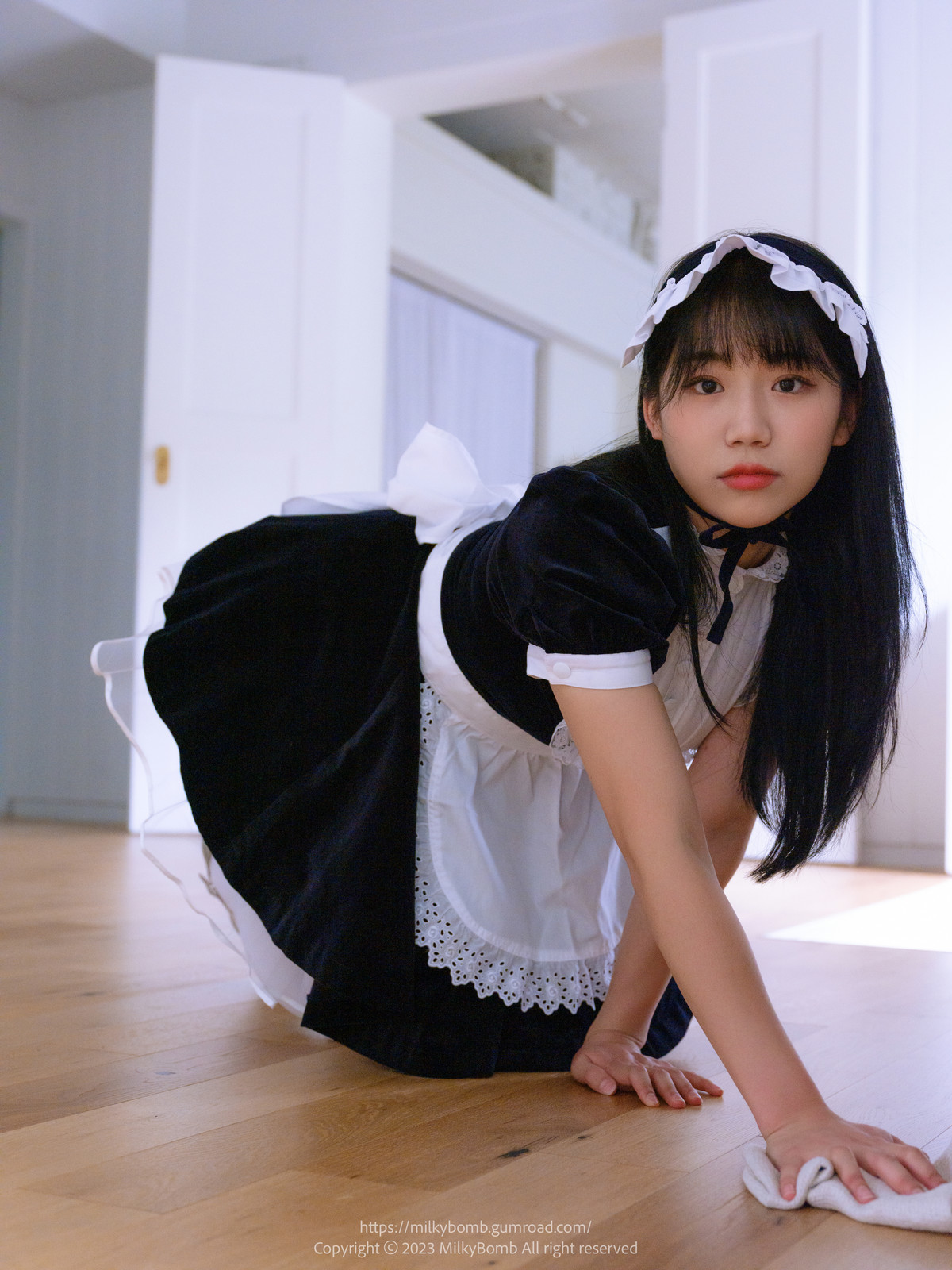 Yui-유이-MilkyBomb-Maid-Set03-09-10