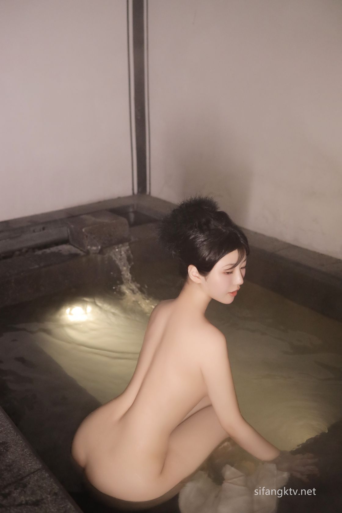 秀人模特-陈小花-新人首套极品大奶一览无余-02-27