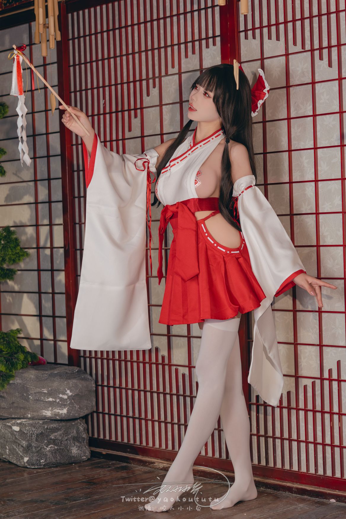 咬一口兔娘ovo-狐之灵梦-Roly-Poly71P1V-163GB-03-18