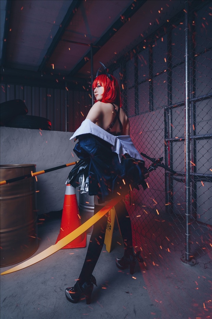 Hatori-Sama---Surtr-Arknights-20240819c-11P-9641-MB-08-20