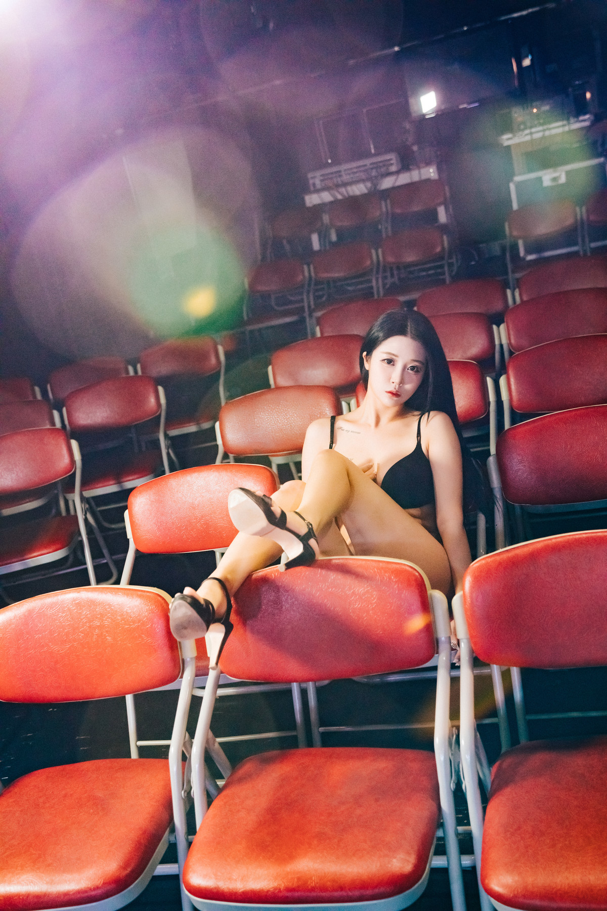 Jeong-Bomi-정보미-Loozy-Covert-Stage-Set02-12-09