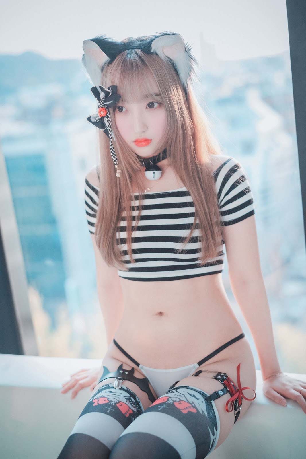 Hanari-하나리-DJAWA-Catgirl-in-Stripes-Set01-04-22