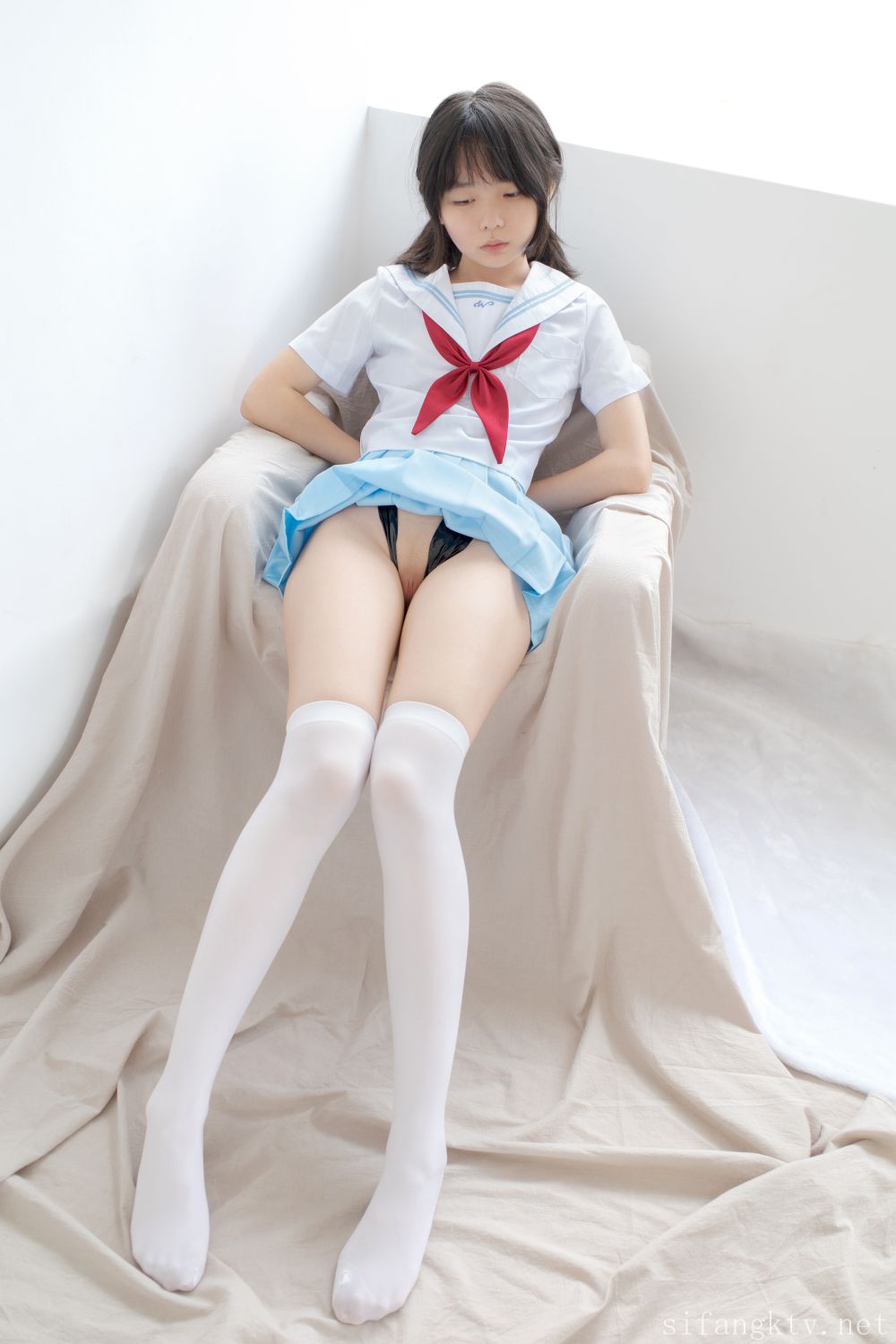 少女秩序-小满-香蕉-酸奶-R18-127P1V-4G-12-30