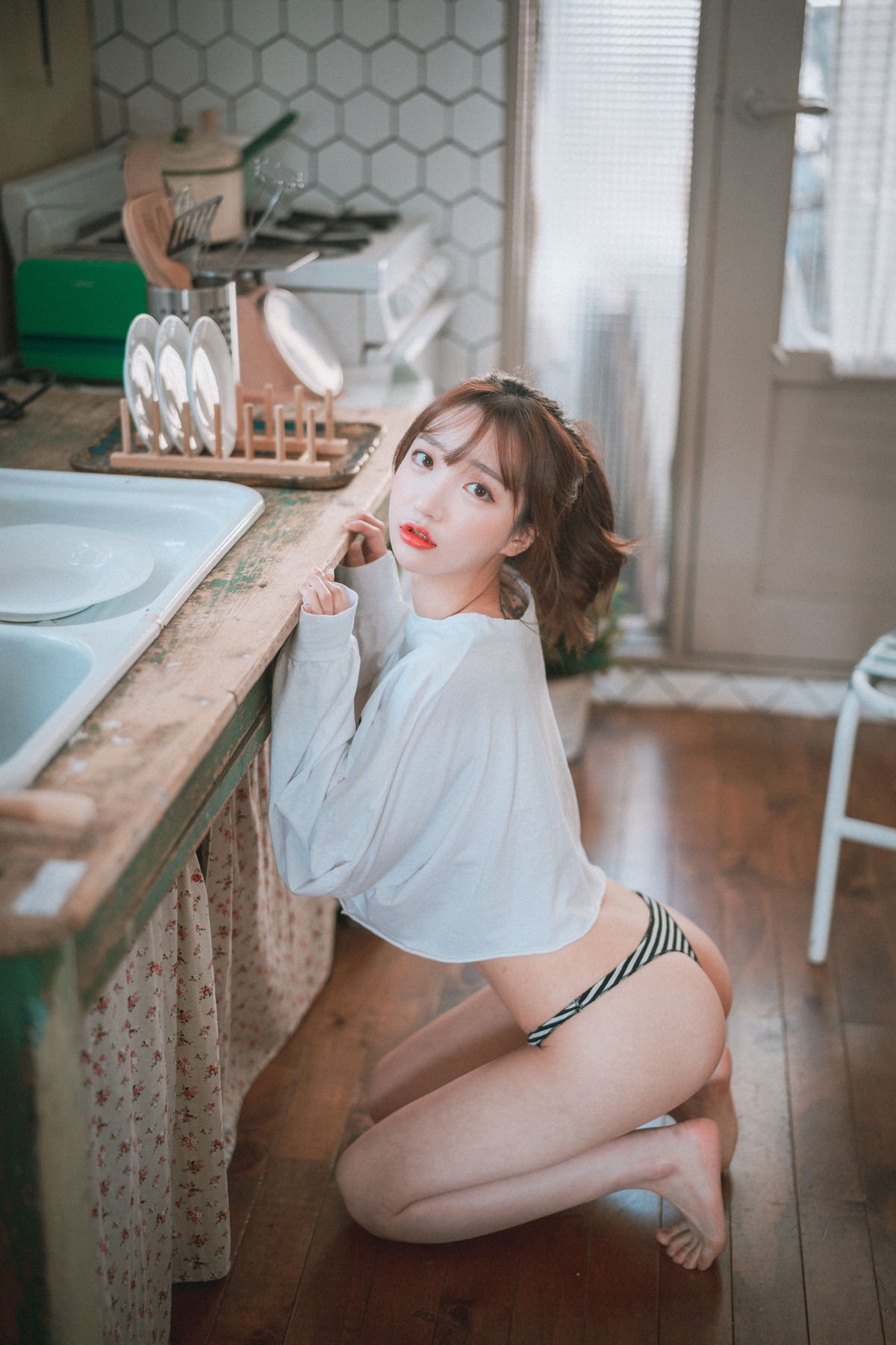 Son-Yeeun-손예은-DJAWA-Holidays-in-Eden-Set02-10-24