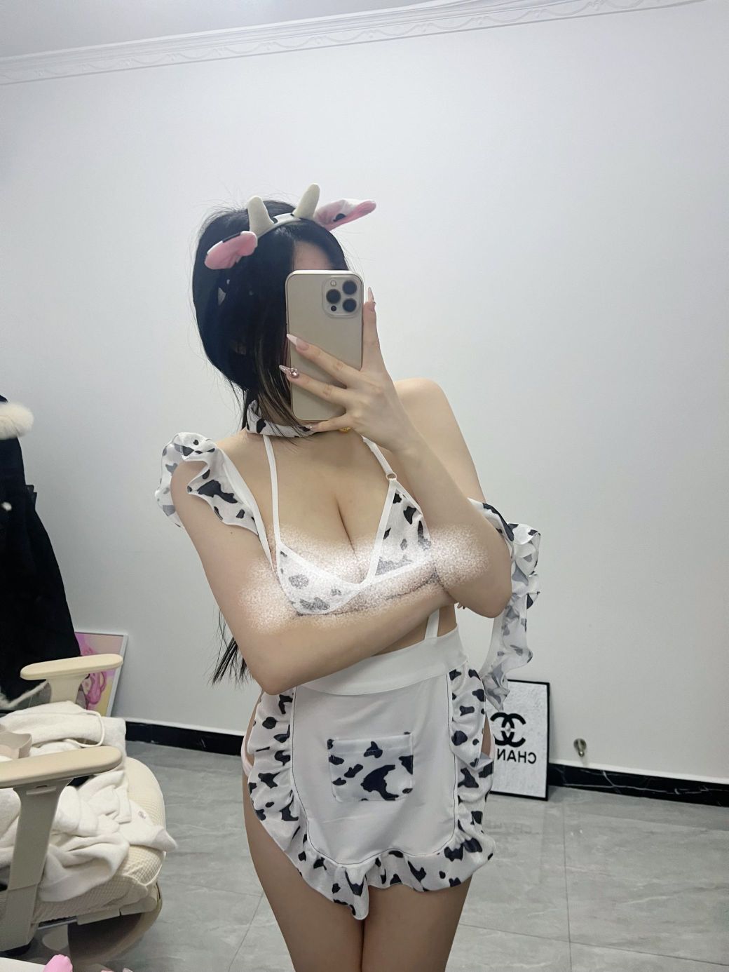 B站凶小奶猫-舰长福利-32P1V-22M-03-12