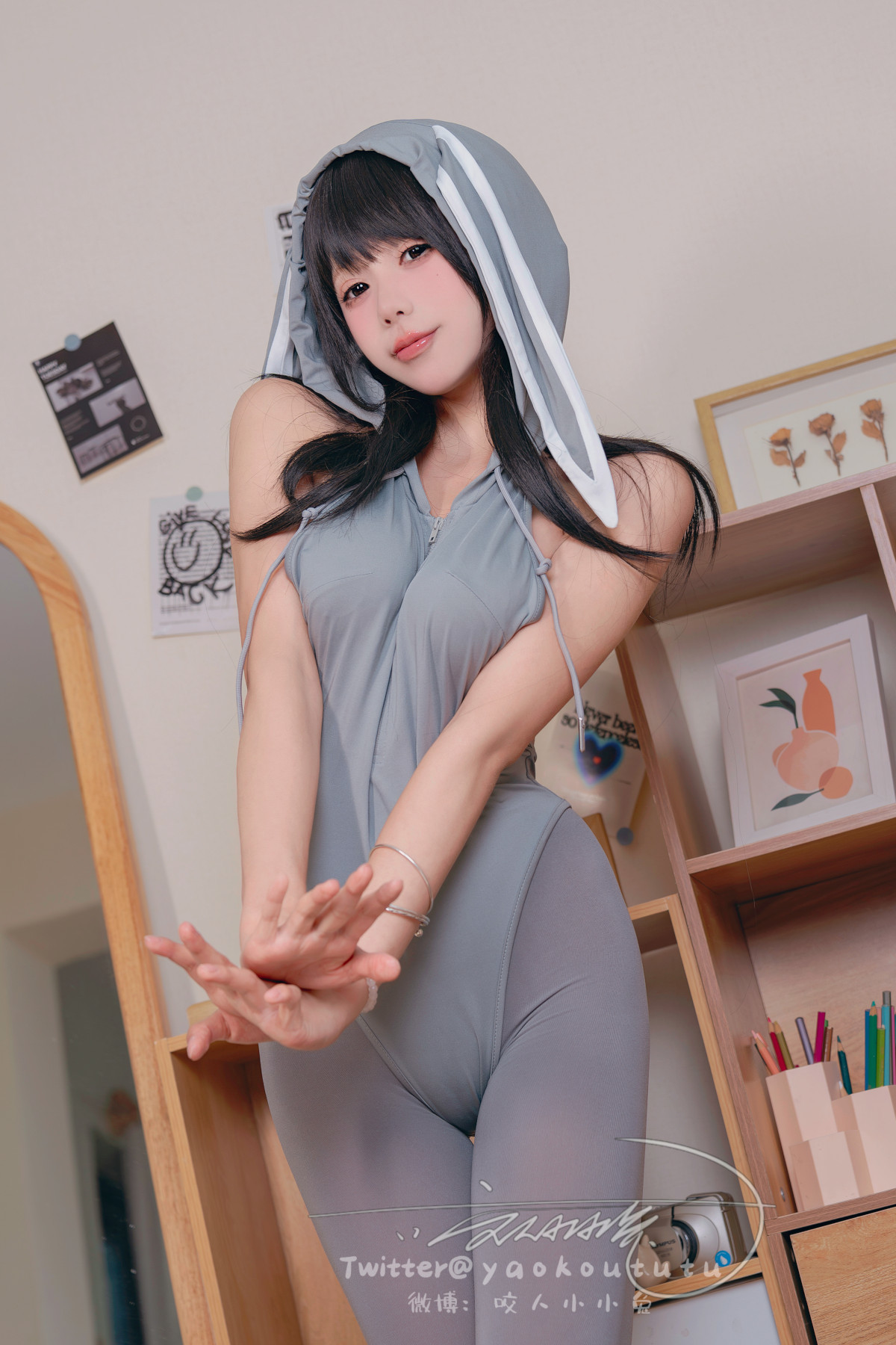 Cosplay-黏黏团子兔-小灰兔-Gray-Rabbit-10-09