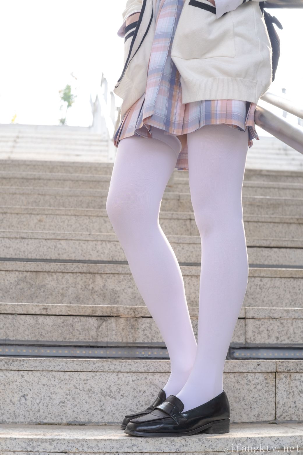 VIP小七-JK-R18-230P1V-372G-01-14