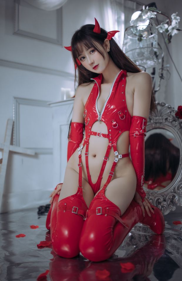 羽生三未---红色胶衣小恶魔65P3V-102GB-04-20