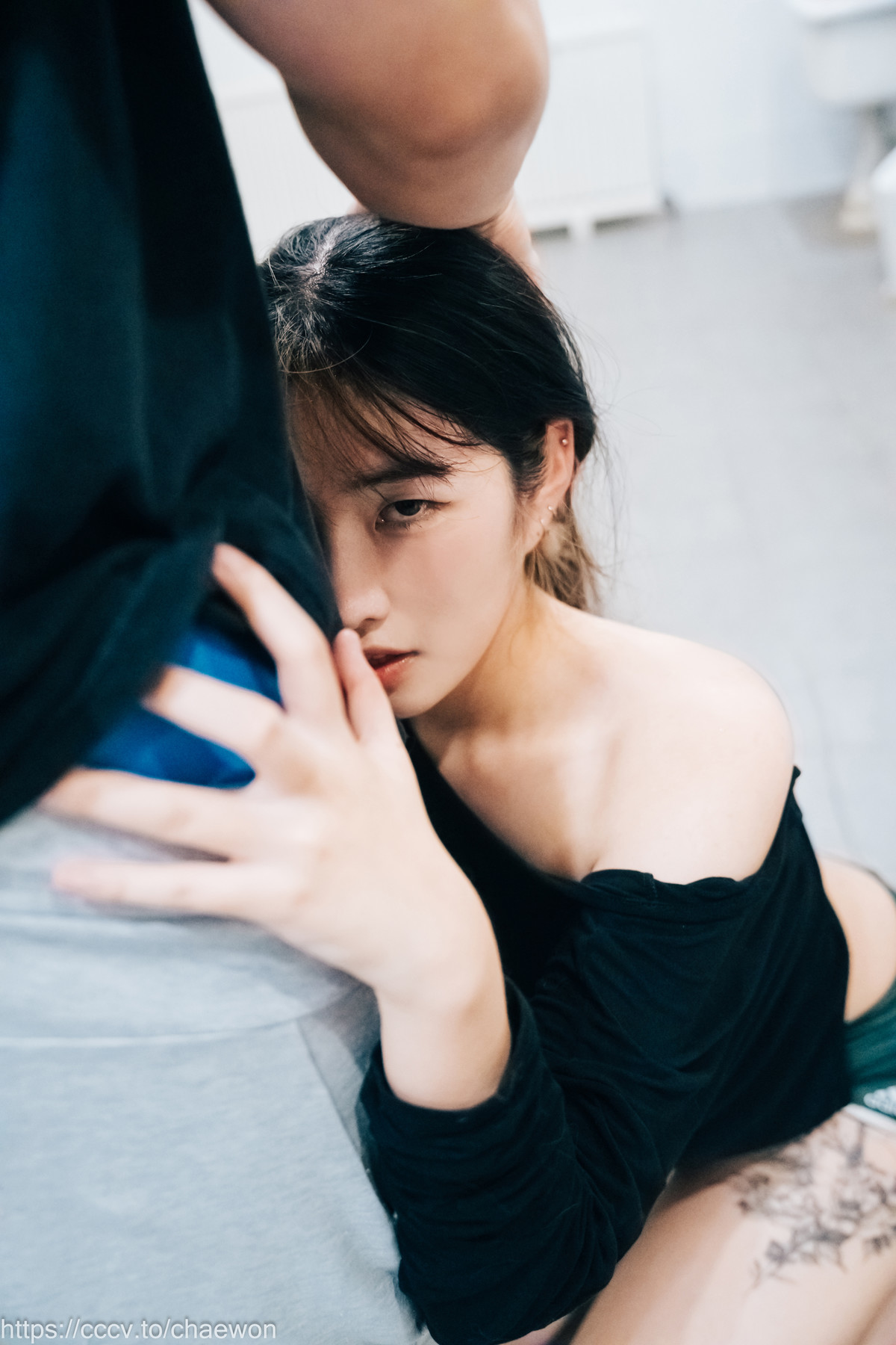 Sonson-손손-Loozy-Public-Toilet-Set02-11-01