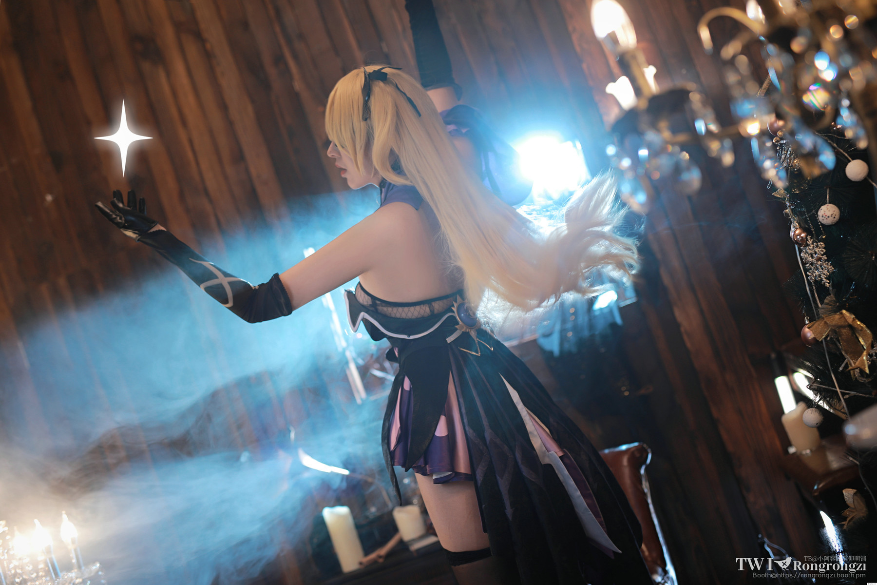 小容仔咕咕咕w-Cosplay-菲谢尔-09-20