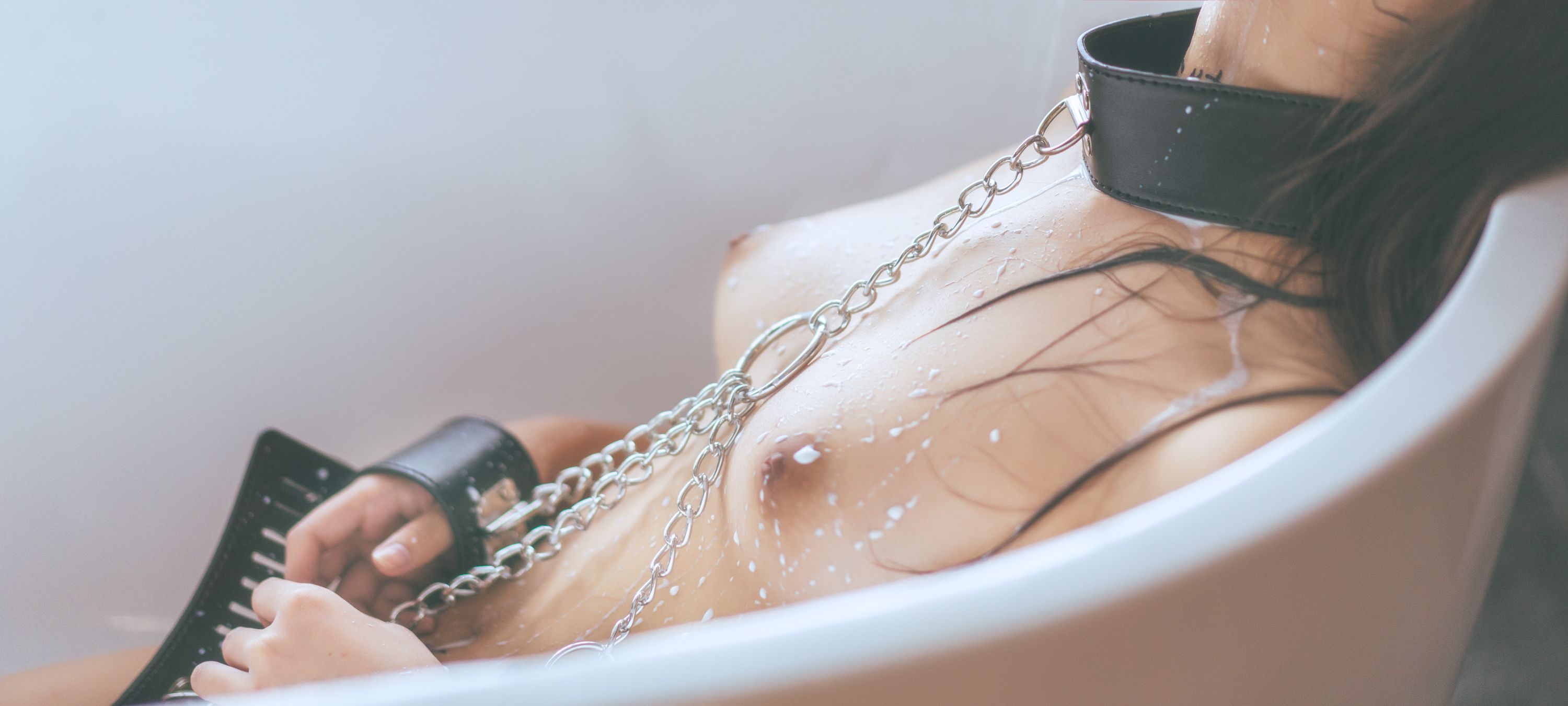 黄金二逼王-抖M的极乐时刻-03-23