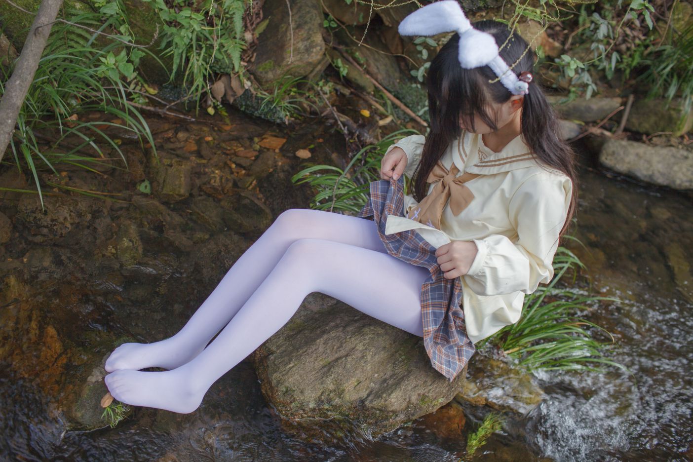 少女秩序写真-EXvol002-白丝格子裙80P-8426M-01-07