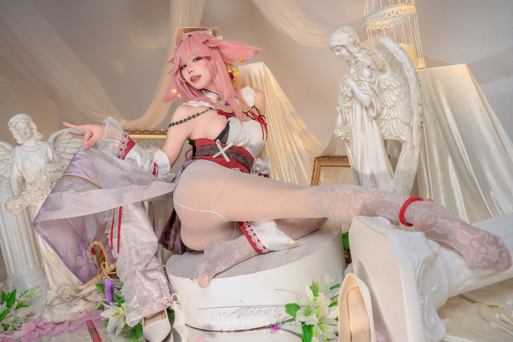 咬一口兔娘-2月作品春江水暖-神子贺岁84P1V-大摆锤-03-25