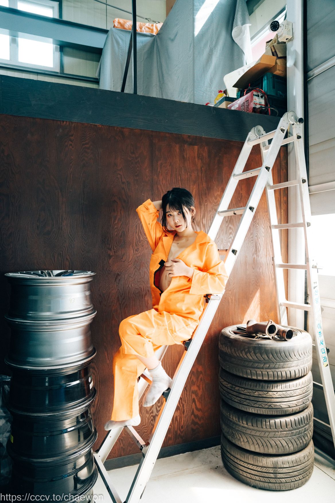 Loozy-Zia-지아---Garage-Girl-02-22