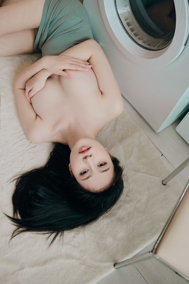 年年---洗衣房42P-3931M-01-25