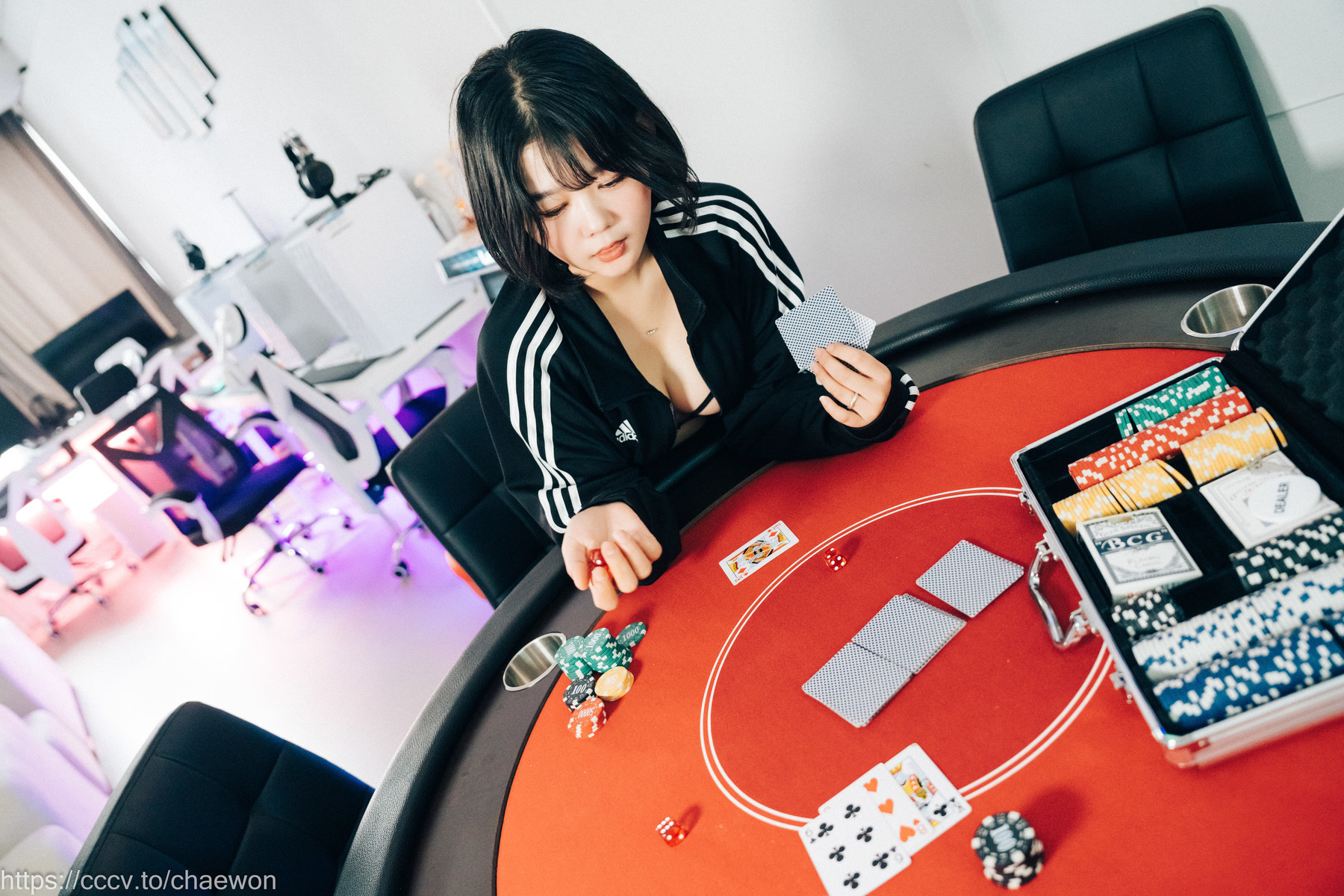 ZIAKwon-권지아-Loozy-PC-Room-With-SP-Set01-08-31