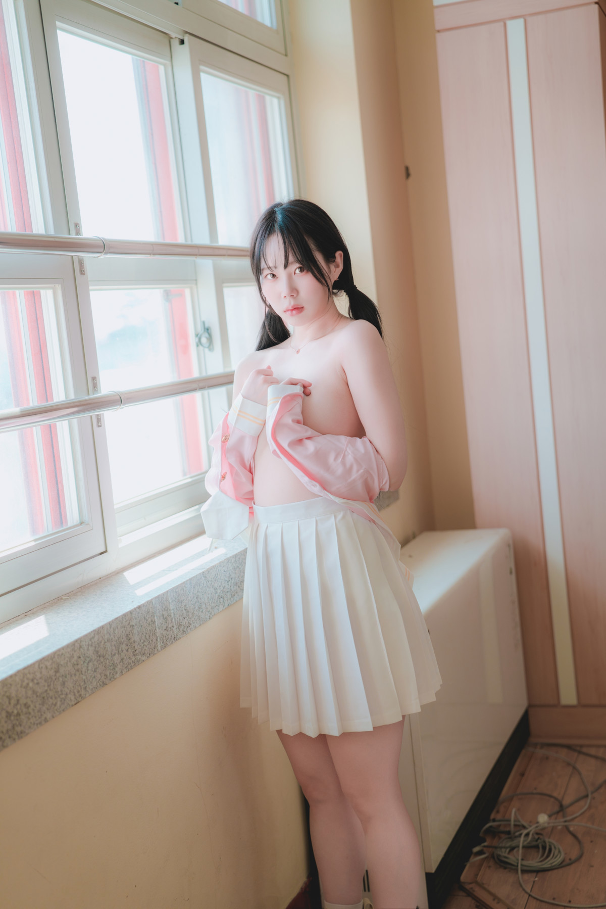 Myua-뮤아-Photobook-8220Pure8221-02-22