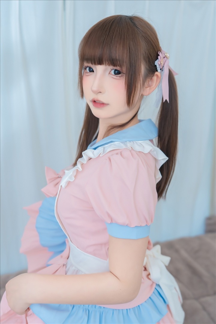 神楽坂真冬---小小女仆-75P2V-77P-2V-14276-MB-20240814r-08-14