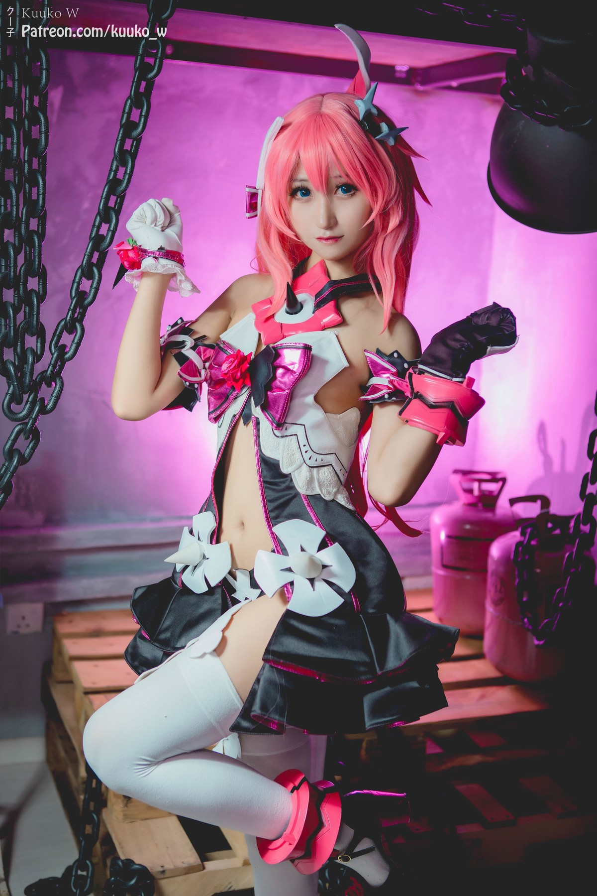 Cosplay-KuukoW-クー子-Rosalia-Honkai-Impact-08-15