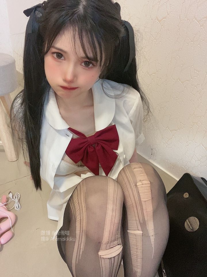 倦倦喵---JK的书包里有什么-01-17