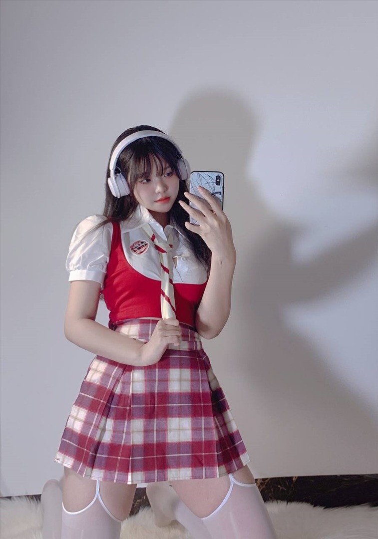 真真u---推特合集-2-432P47V-24752-MB-20240815l-08-17