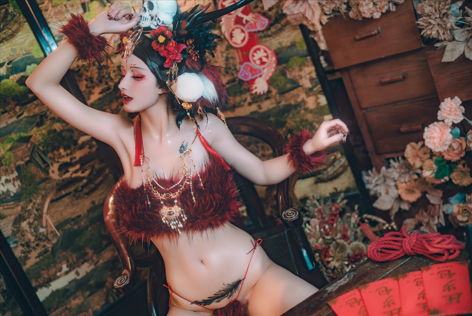 鹿八岁baby---闯进我家的凶凶年兽-120P-120P-78852-MB-20240809h-08-10