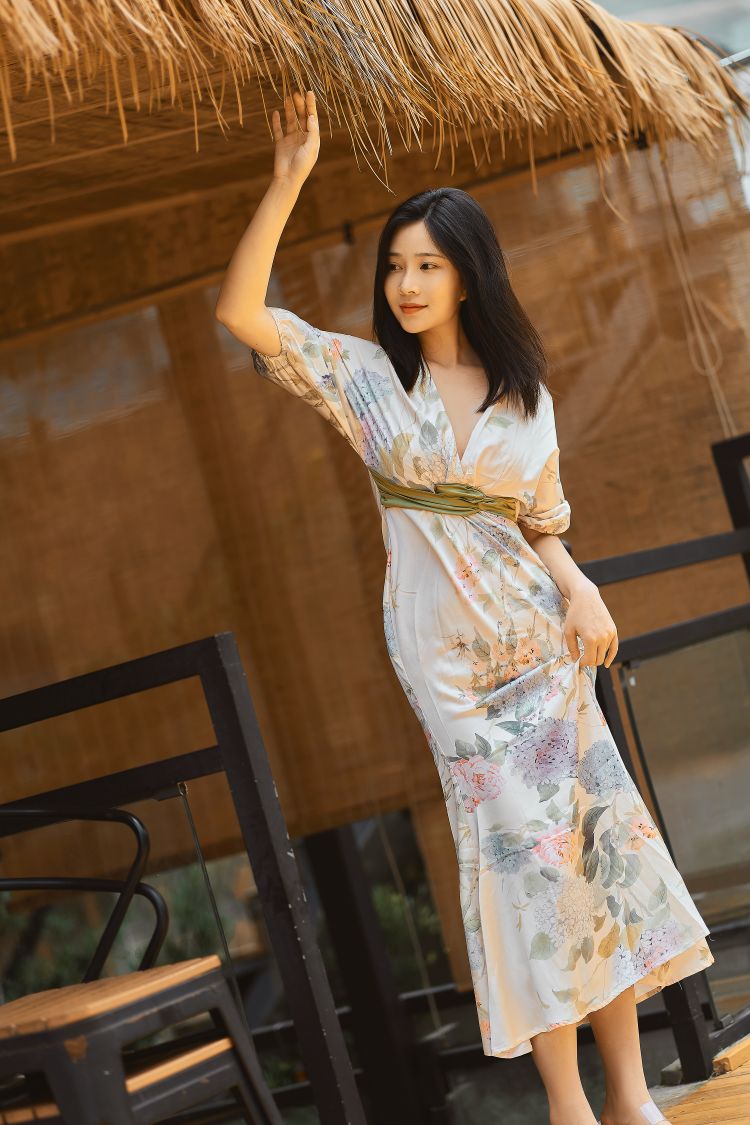 年年---七月40P-2988M-01-25