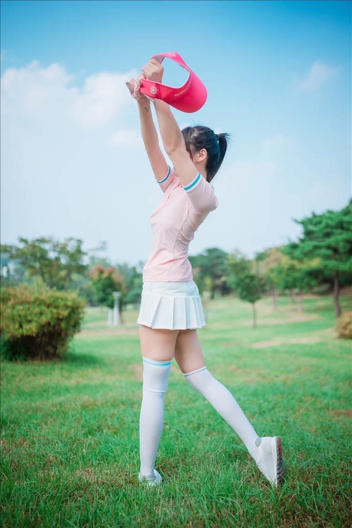 DJAWA-Photo---HENDOONG-혠둥이---On-Green-101P118GB-20240814b-08-14